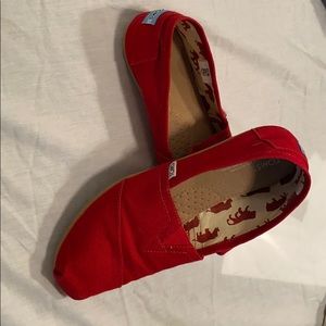 Red TOMS